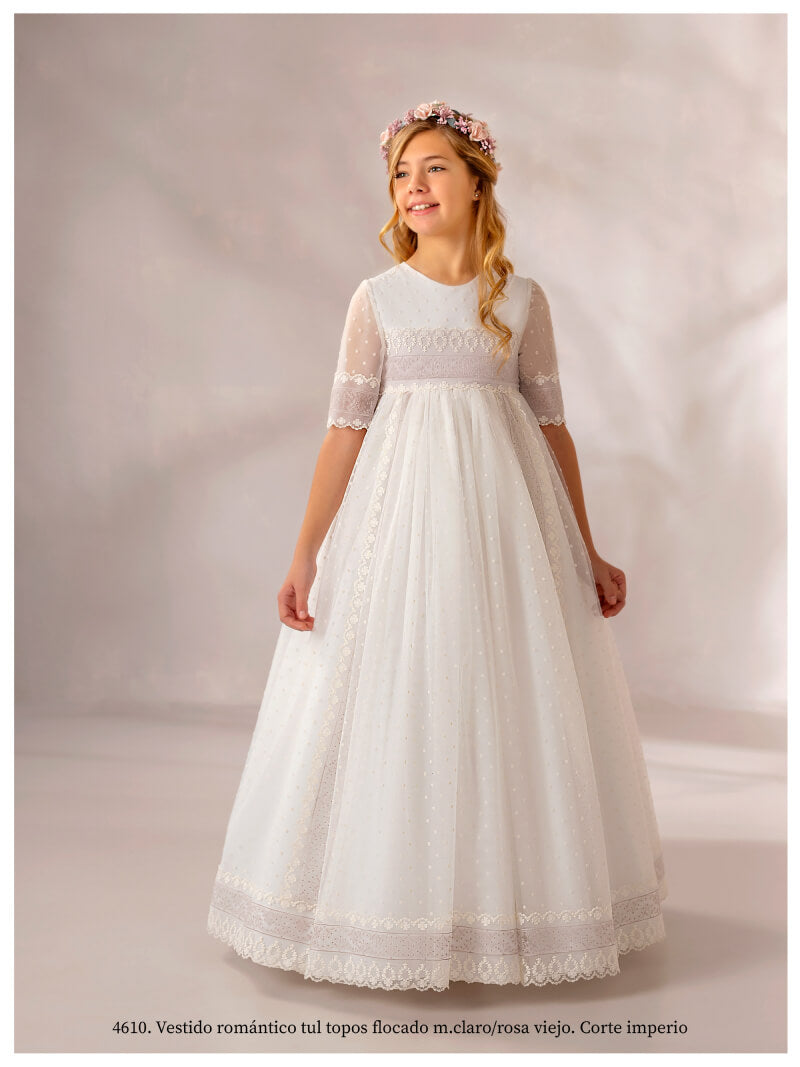 FIRST COMMUNION DRESS MODEL 4610: Romantic First Communion Dress