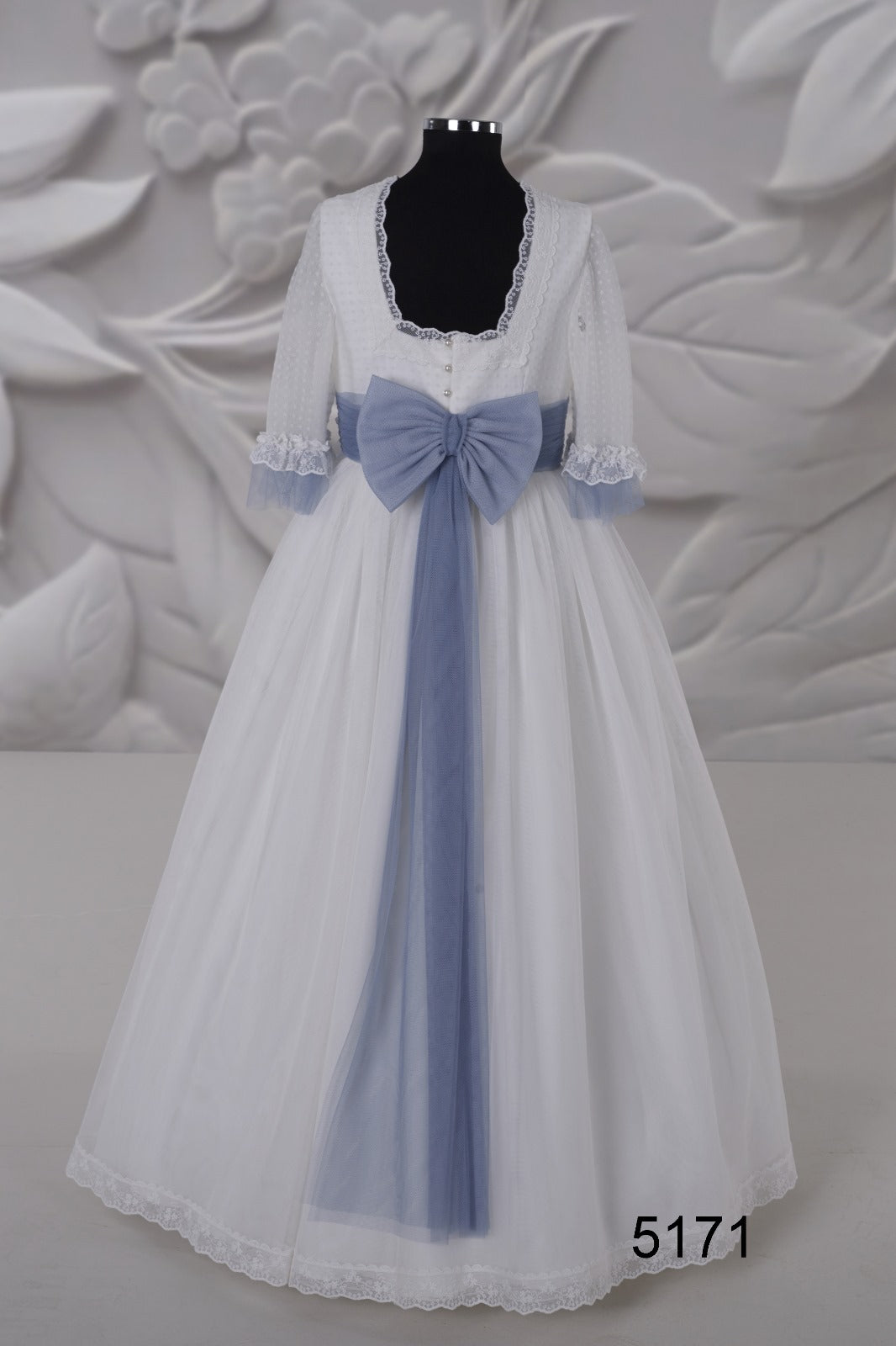 Limited Edition First Communion Dress with Sleeves – Code 5171