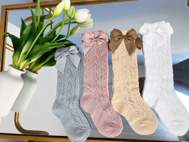 Lace Bow Knee-High Socks (One pair)