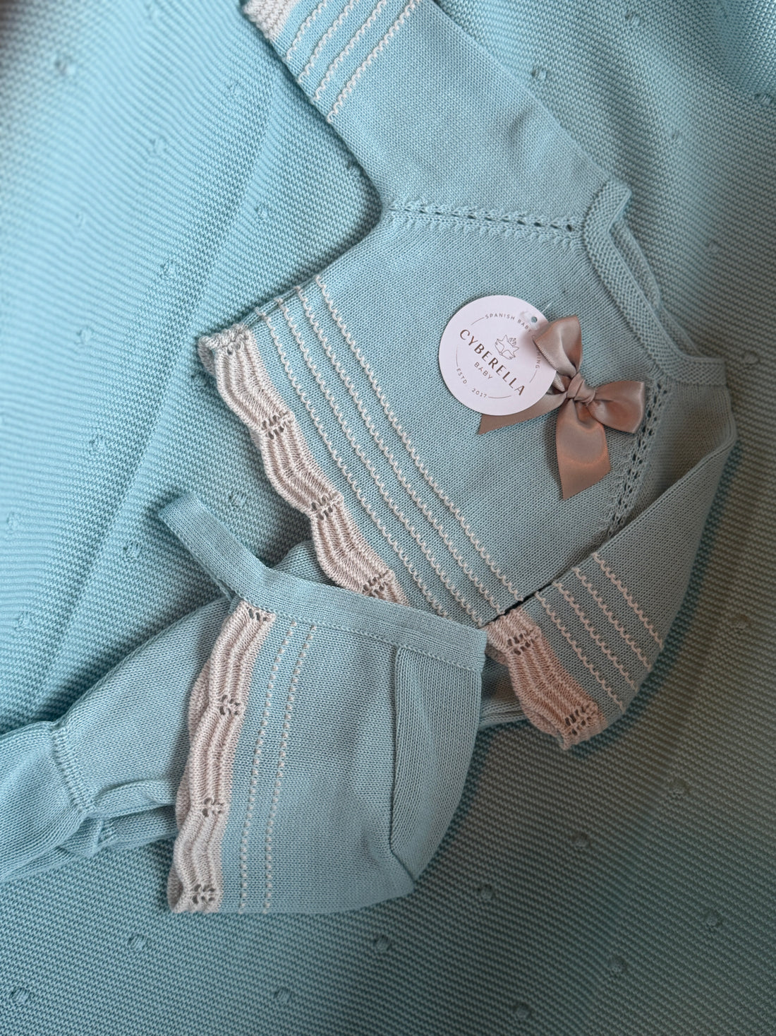 Laced in Love – 3-Piece Knit Baby Set with Vintage-Inspired Trim #C6002