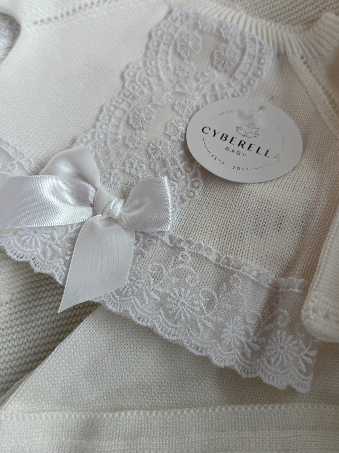 White Grace in Lace – 3-Piece Knit Baby Set with #C8007