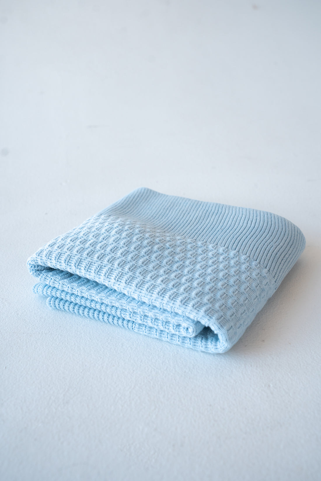 DUSTY BLUE KNITTED BLANKET- TO110