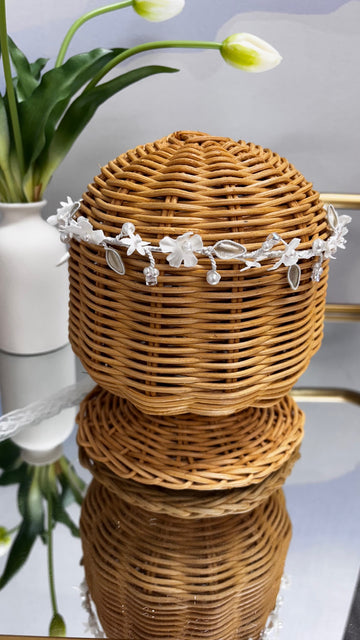 SYNTHETIC FLOWER CROWN WITH FOLIAGE
