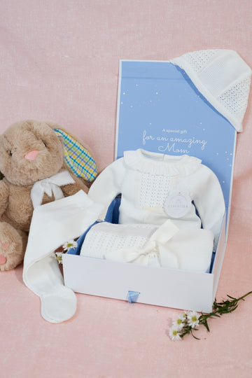 Cream Puff Gift Box- 4 piece knitted baby set # 9618G/ PO100